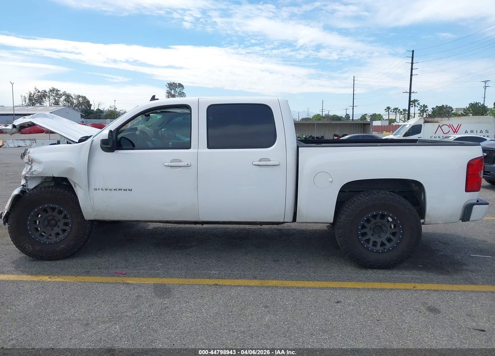 2013 CHEVROLET SILVERADO 1500 LT VIN: 3GCPKSE78DG276115