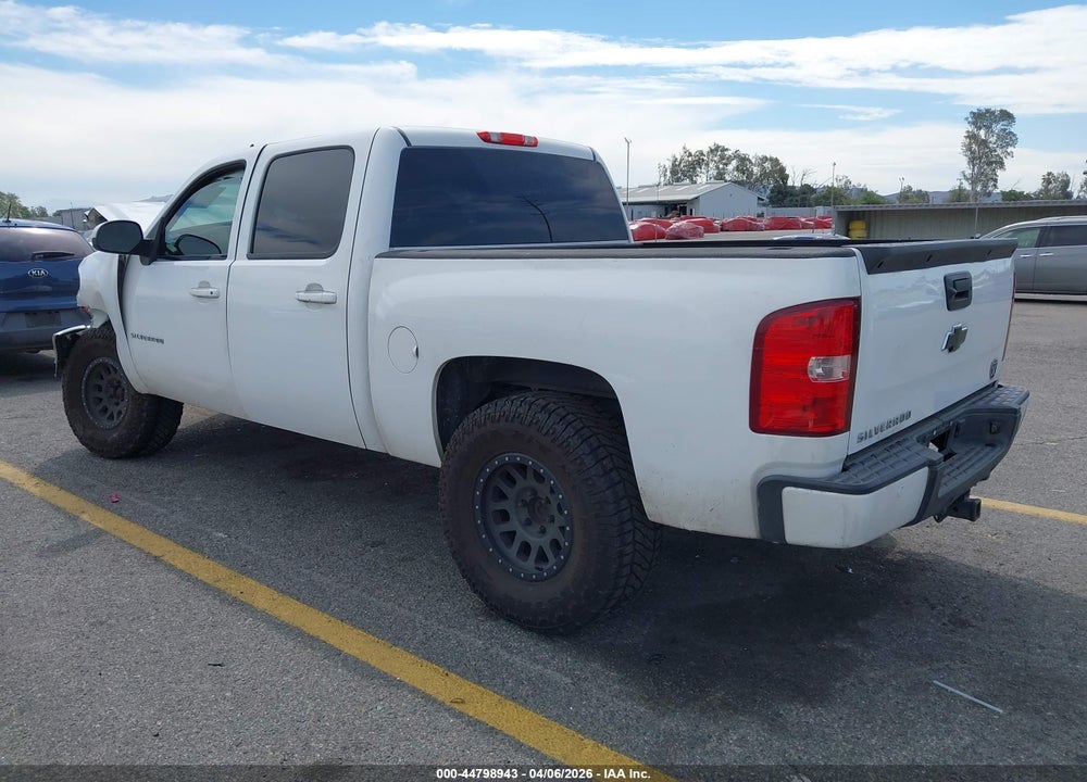 2013 CHEVROLET SILVERADO 1500 LT VIN: 3GCPKSE78DG276115