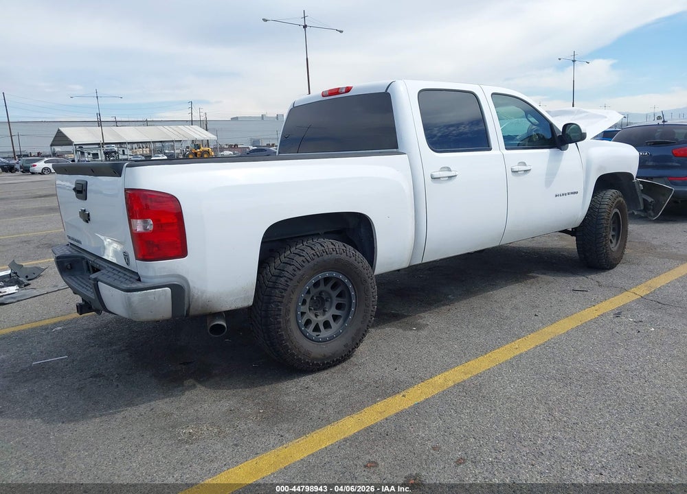 2013 CHEVROLET SILVERADO 1500 LT VIN: 3GCPKSE78DG276115