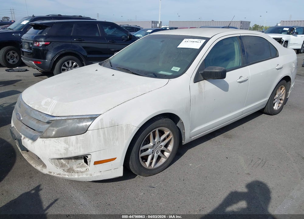 2011 FORD FUSION S VIN: 3FAHP0GA6BR268637