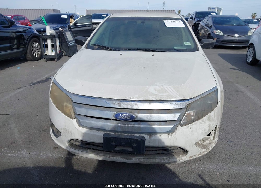 2011 FORD FUSION S VIN: 3FAHP0GA6BR268637