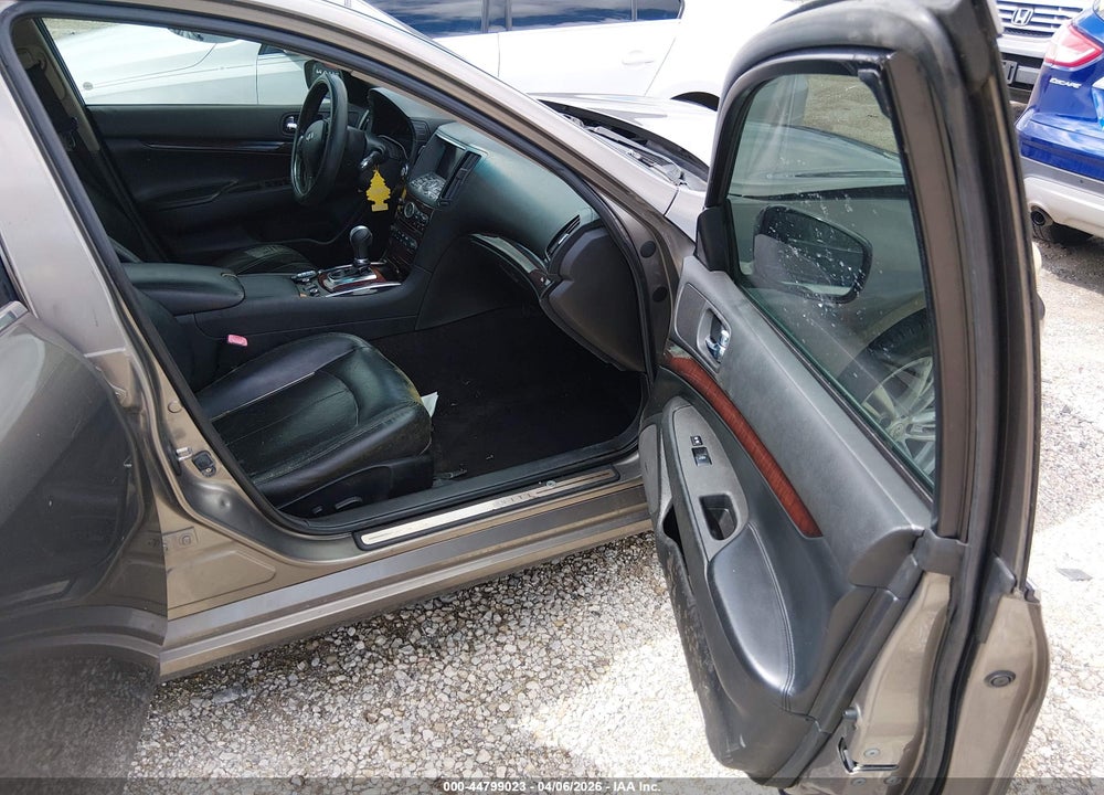 2010 INFINITI G37X VIN: JN1CV6AR6AM460890