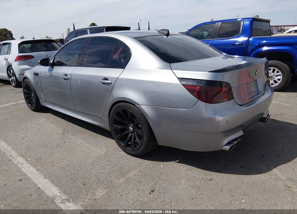 2006 BMW M5 VIN: WBSNB93516B582868
