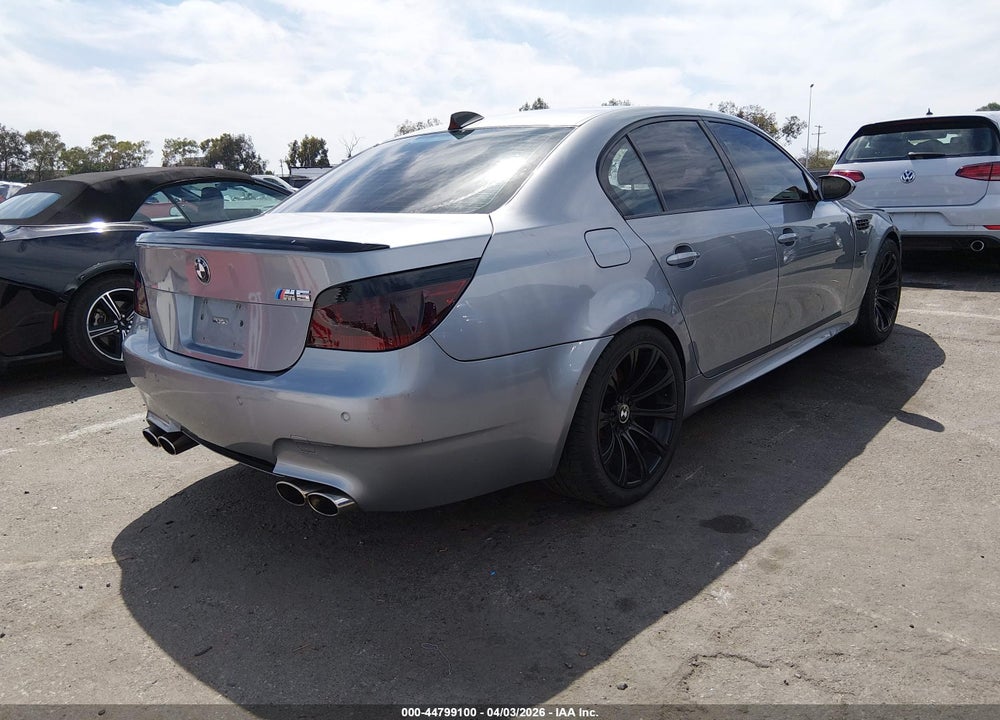 2006 BMW M5 VIN: WBSNB93516B582868
