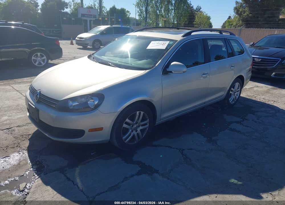 2011 VOLKSWAGEN JETTA SPORTWAGEN 2.5L S/2.5L SE VIN: 3VWPX7AJ8BM606153
