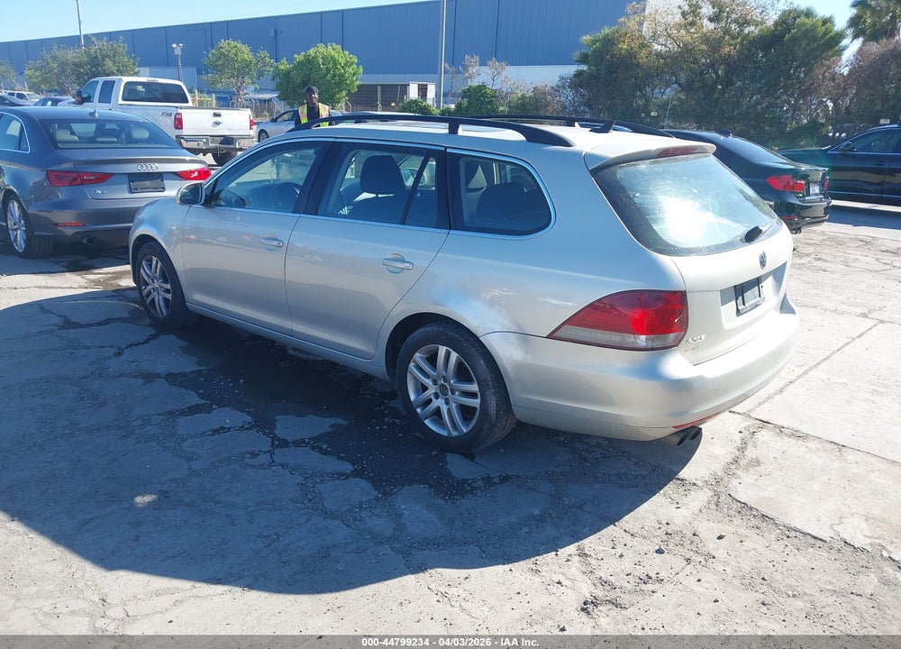 2011 VOLKSWAGEN JETTA SPORTWAGEN 2.5L S/2.5L SE VIN: 3VWPX7AJ8BM606153