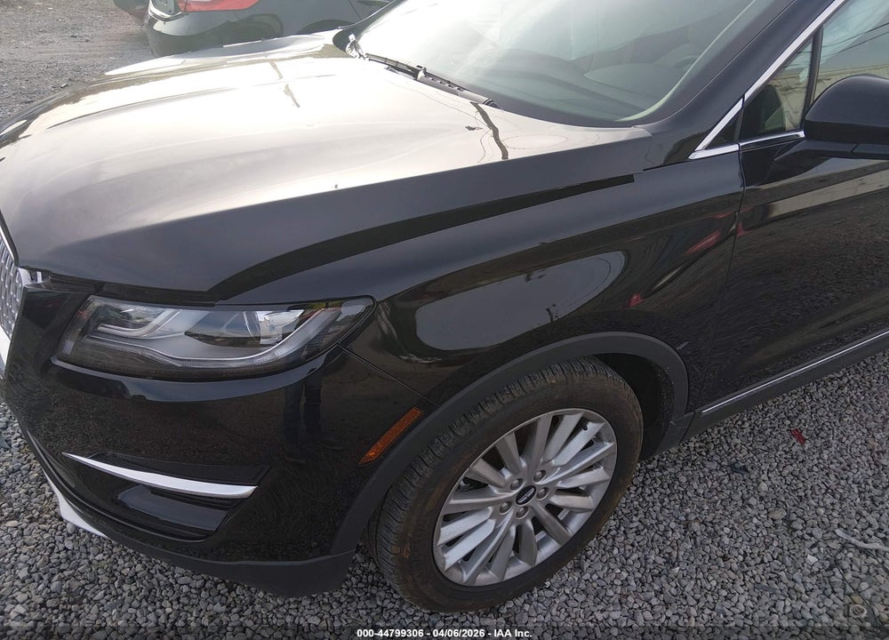 2019 LINCOLN MKC STANDARD VIN: 5LMCJ1C94KUL48639