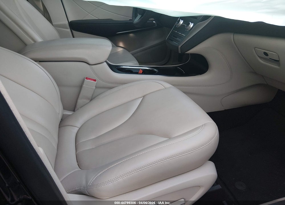2019 LINCOLN MKC STANDARD VIN: 5LMCJ1C94KUL48639