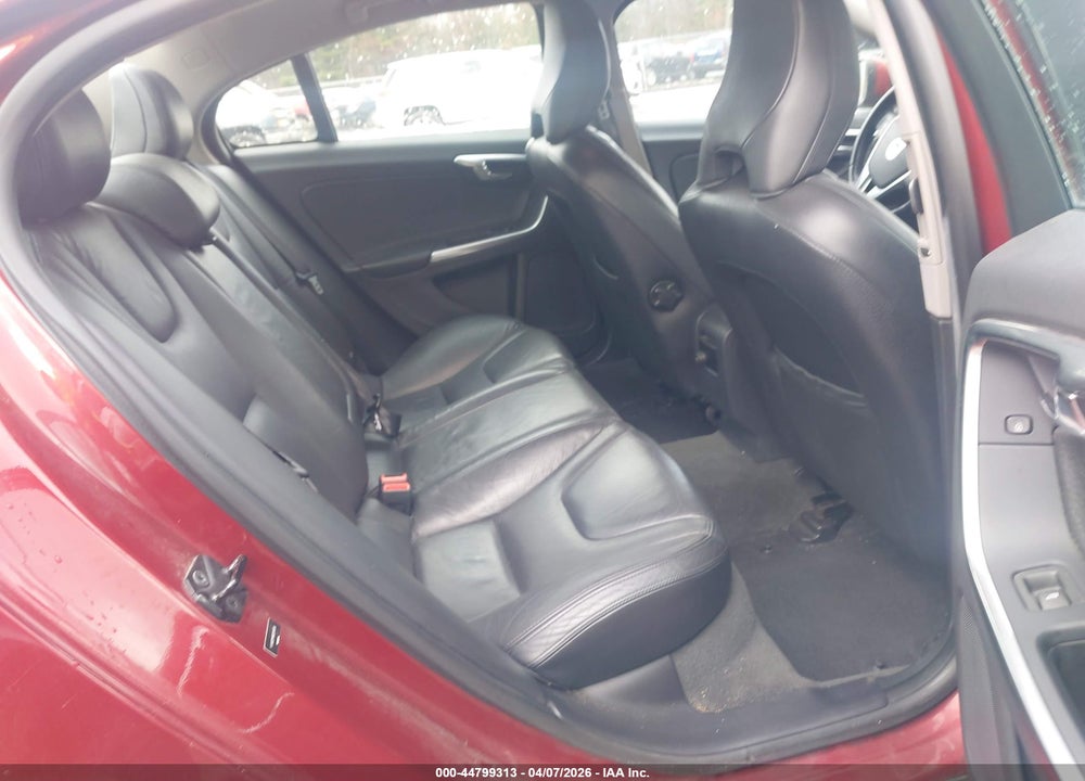 2011 VOLVO S60 T6 VIN: YV1902FHXB2014506