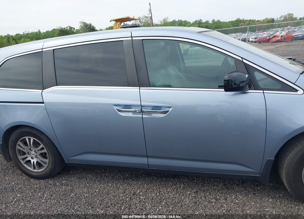 2012 HONDA ODYSSEY EX-L VIN: 5FNRL5H60CB007153