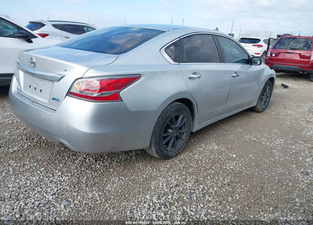 2014 NISSAN ALTIMA 2.5 S VIN: 1N4AL3AP0EN211000