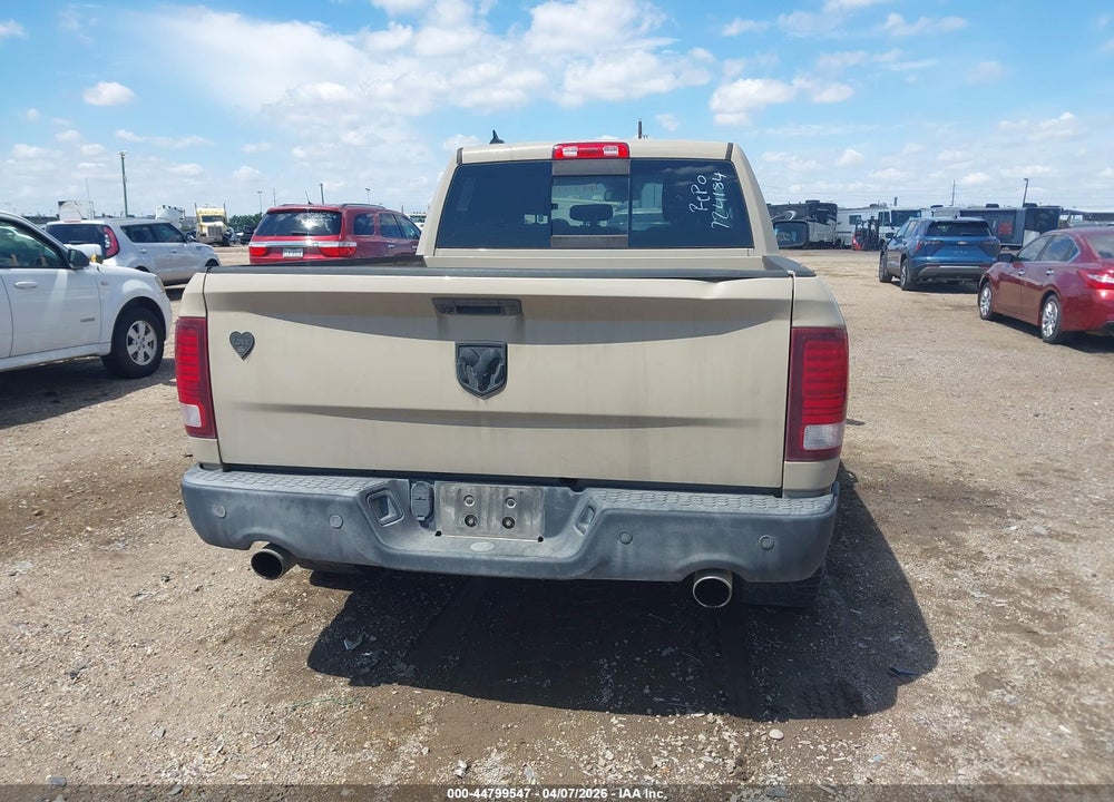 2019 RAM 1500 CLASSIC WARLOCK  4X2 6'4 BOX VIN: 1C6RR6GT7KS724184