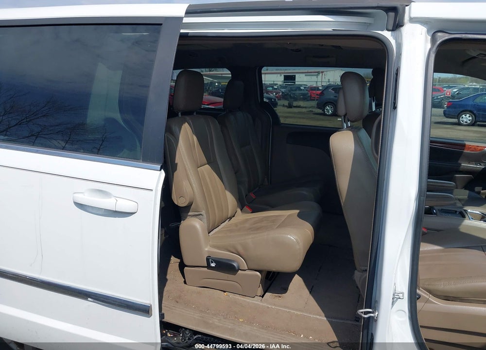 2015 CHRYSLER TOWN & COUNTRY TOURING VIN: 2C4RC1BG4FR730832