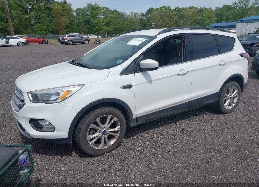 2018 FORD ESCAPE SE VIN: 1FMCU9GD7JUB61434