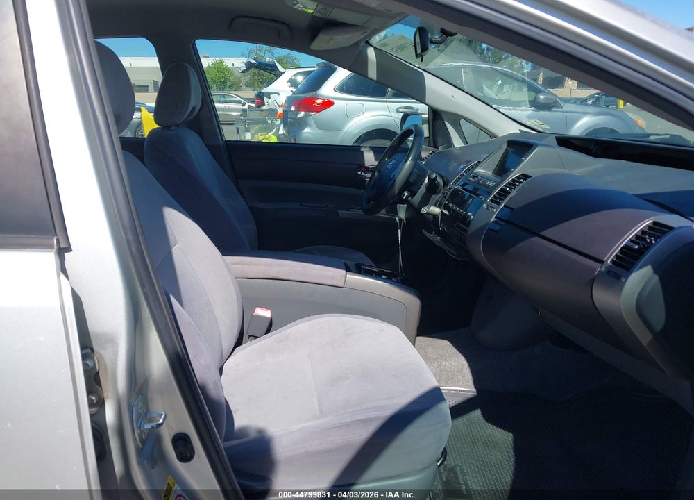 2005 TOYOTA PRIUS VIN: JTDKB20U153020359