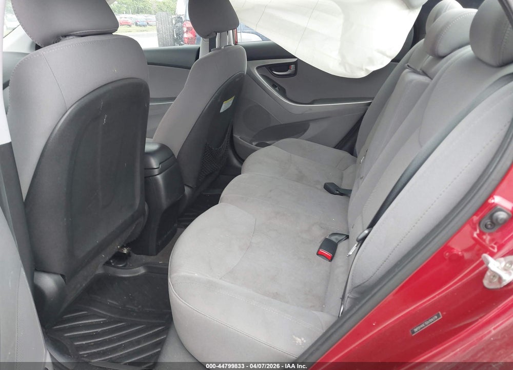 2016 HYUNDAI ELANTRA SE VIN: 5NPDH4AE7GH704379