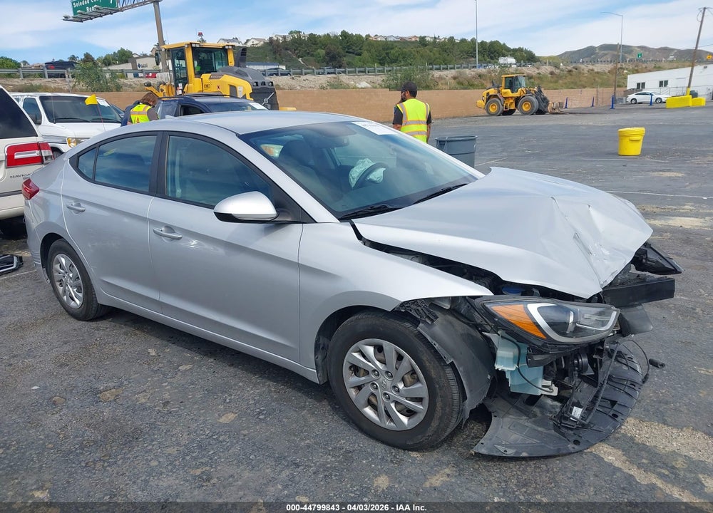 2017 HYUNDAI ELANTRA SE VIN: KMHD74LF4HU111526
