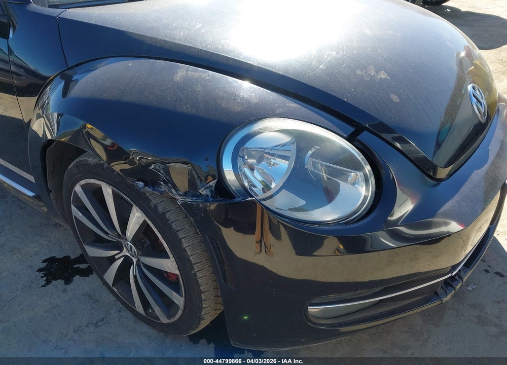 2012 VOLKSWAGEN BEETLE 2.0T TURBO LAUNCH EDITION VIN: 3VWVA7ATXCM602343