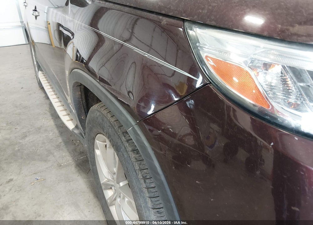 2014 KIA SORENTO LX VIN: 5XYKTCA6XEG543507