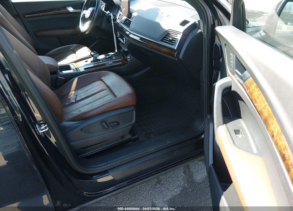 2018 AUDI Q5 2.0T PREMIUM/2.0T TECH PREMIUM VIN: WA1ANAFY3J2077504