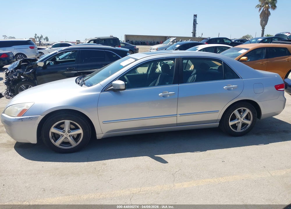2004 HONDA ACCORD 2.4 EX VIN: JHMCM56624C002359