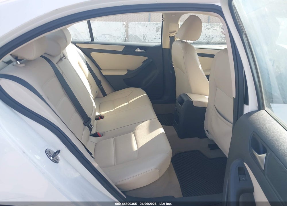 2012 VOLKSWAGEN JETTA 2.5L SE VIN: 3VWDP7AJ8CM372729