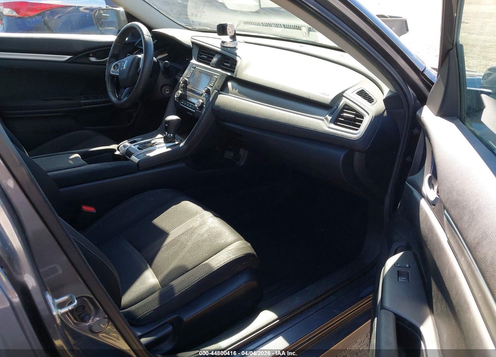 2019 HONDA CIVIC LX VIN: 2HGFC2F65KH566633