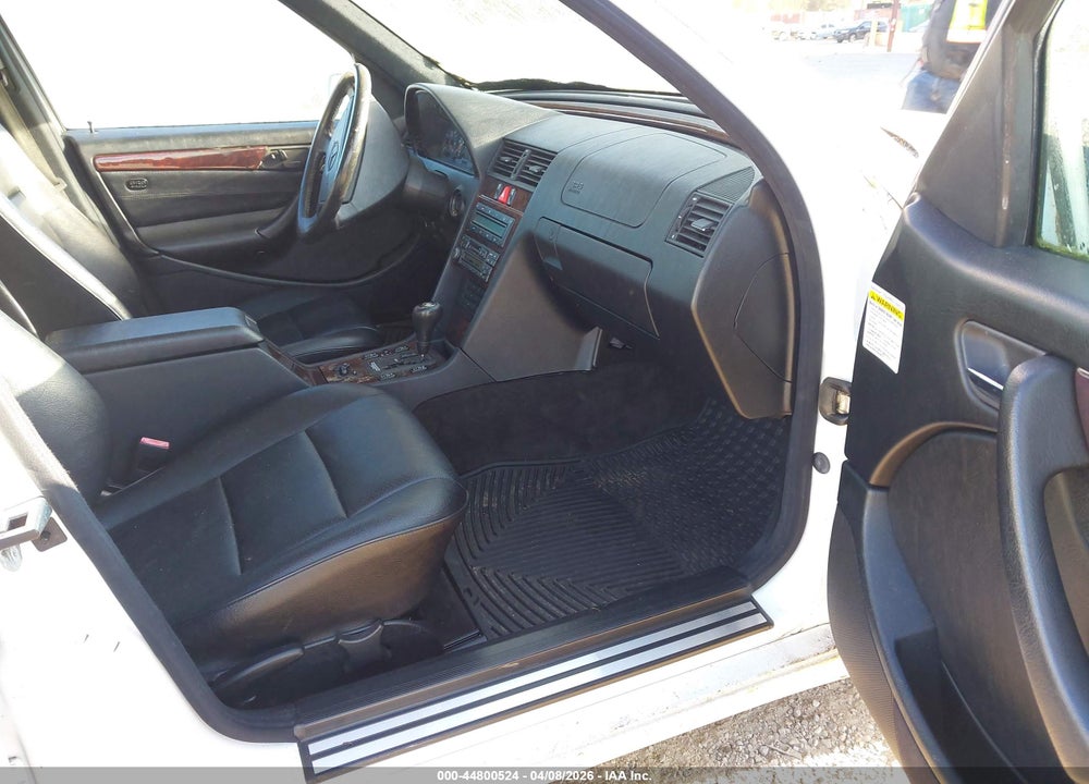 1998 MERCEDES-BENZ C 230 VIN: WDBHA23G9WA550027