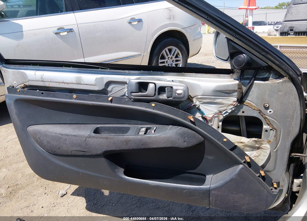 2000 HONDA CIVIC EX VIN: 1HGEJ824XYL128582