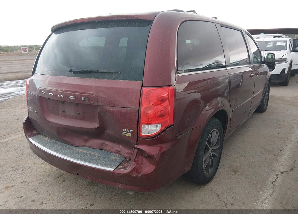 2017 DODGE GRAND CARAVAN SXT VIN: 2C4RDGCG7HR745861