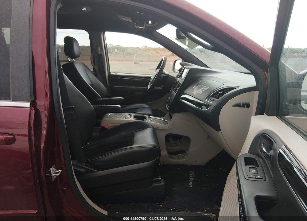 2017 DODGE GRAND CARAVAN SXT VIN: 2C4RDGCG7HR745861