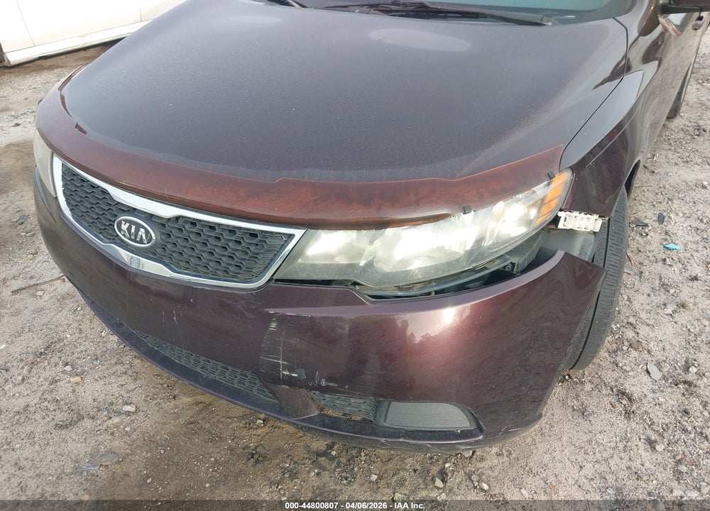 2011 KIA FORTE EX VIN: KNAFU4A26B5891811
