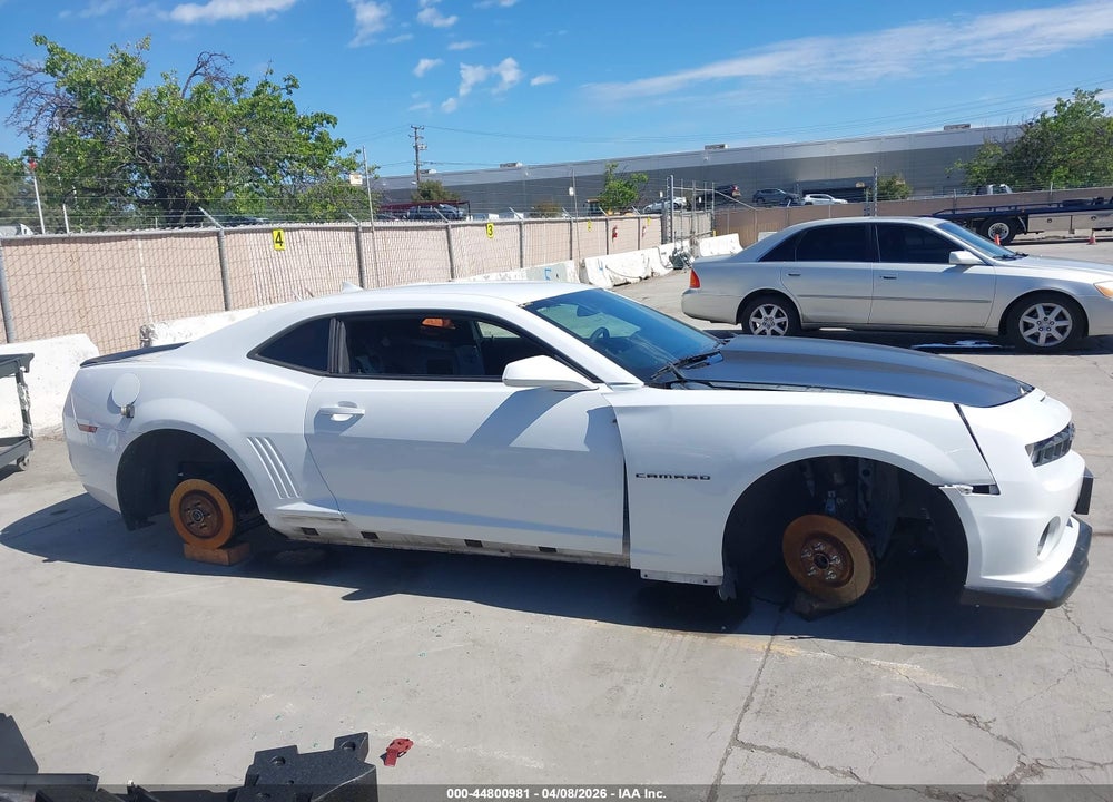 2013 CHEVROLET CAMARO 2SS VIN: 2G1FT1EW6D9162482