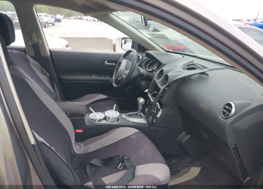 2013 NISSAN ROGUE S VIN: JN8AS5MT4DW545562