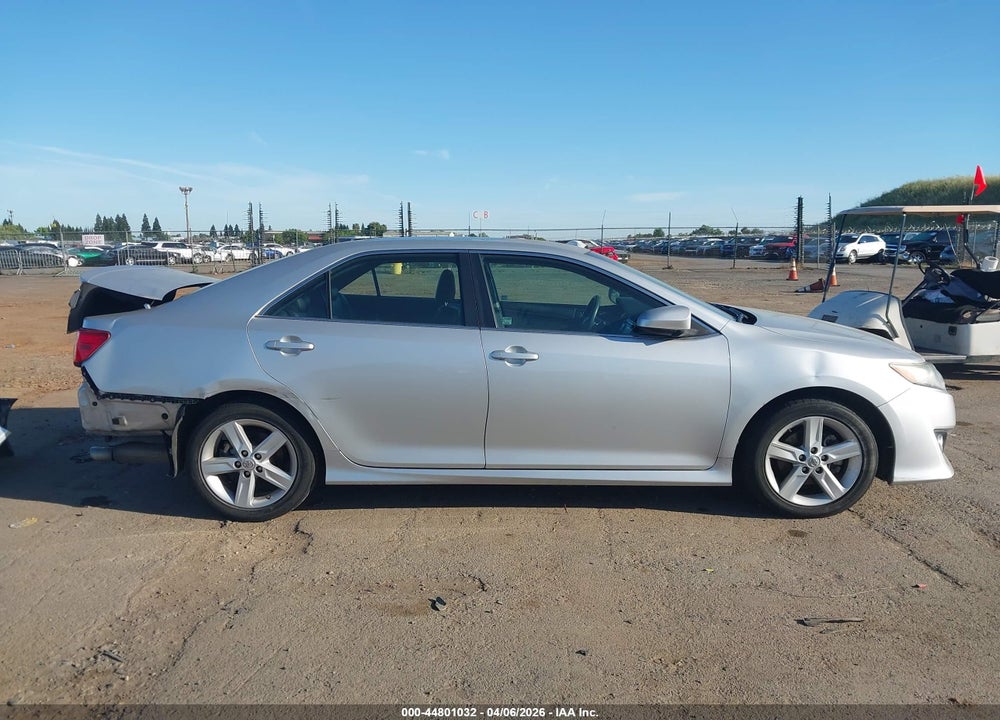 2013 TOYOTA CAMRY SE VIN: 4T1BF1FK7DU211048