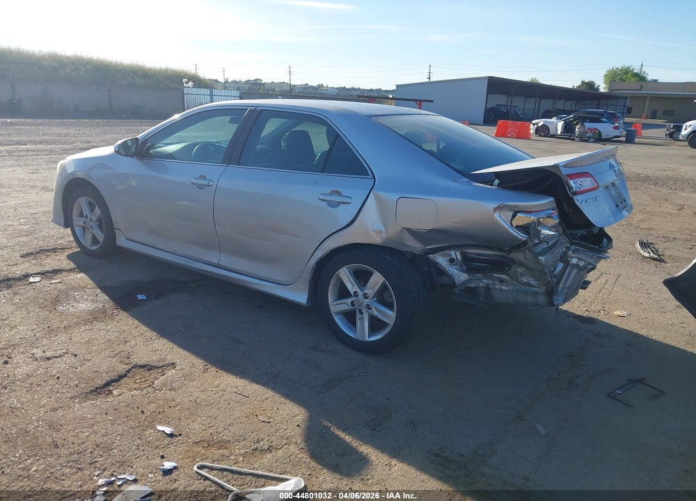 2013 TOYOTA CAMRY SE VIN: 4T1BF1FK7DU211048