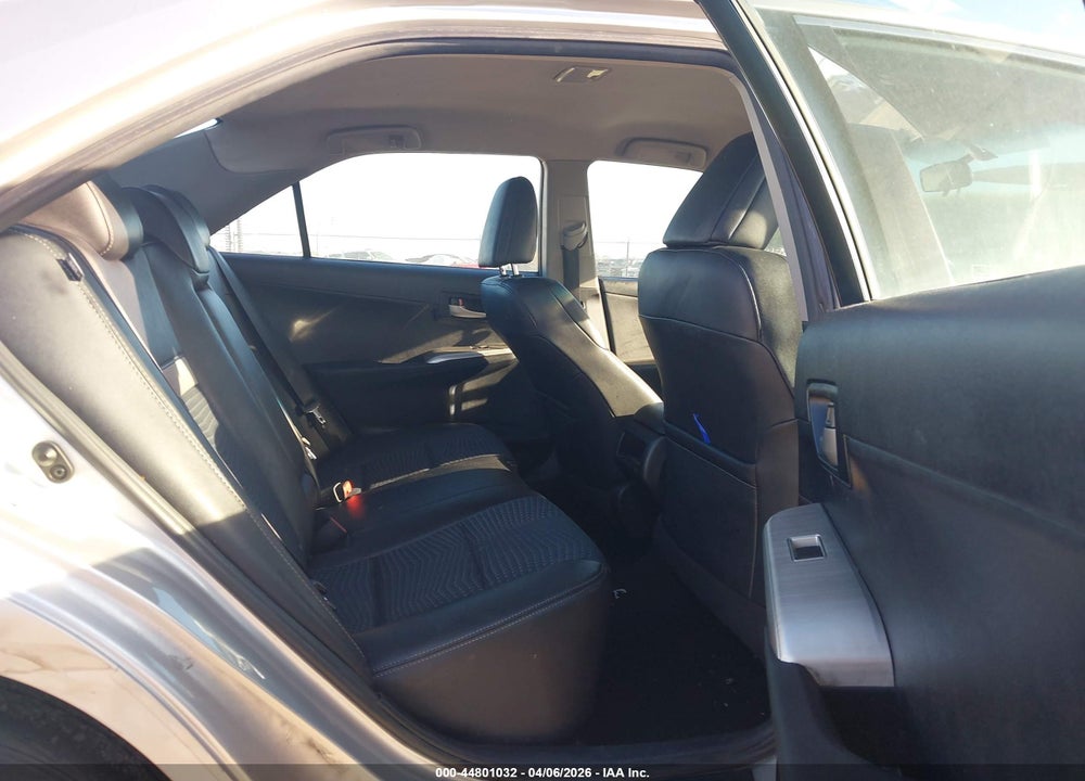 2013 TOYOTA CAMRY SE VIN: 4T1BF1FK7DU211048