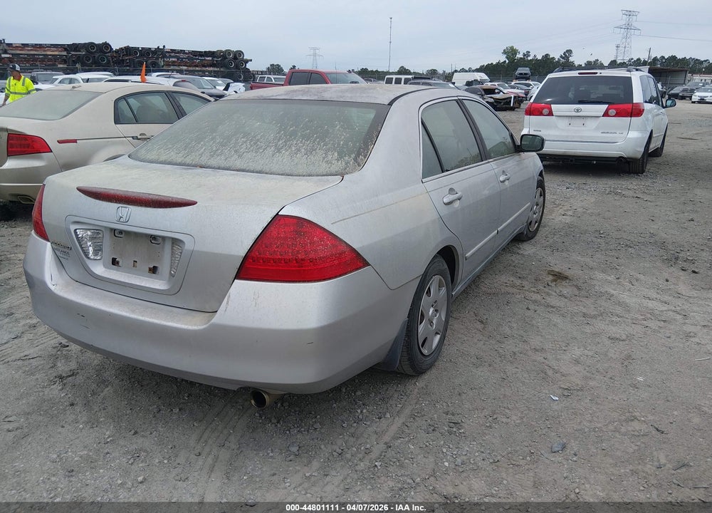 2007 HONDA ACCORD 2.4 LX VIN: 1HGCM56457A034093