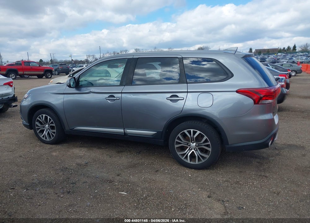 2018 MITSUBISHI OUTLANDER SE VIN: JA4AZ3A3XJZ015116