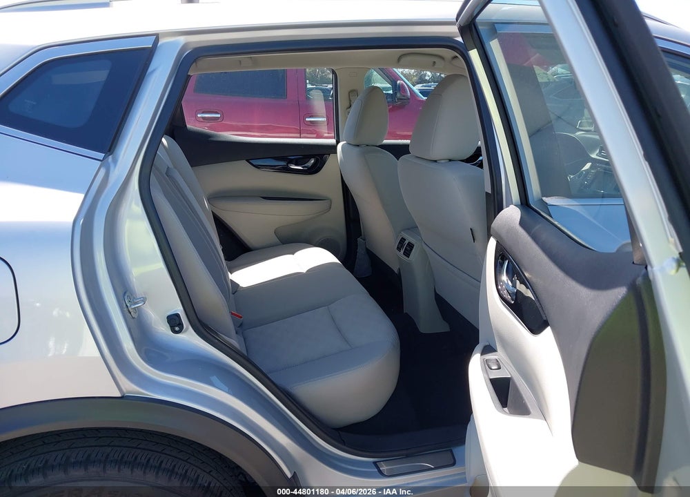 2019 NISSAN ROGUE SPORT SV VIN: JN1BJ1CP0KW212498