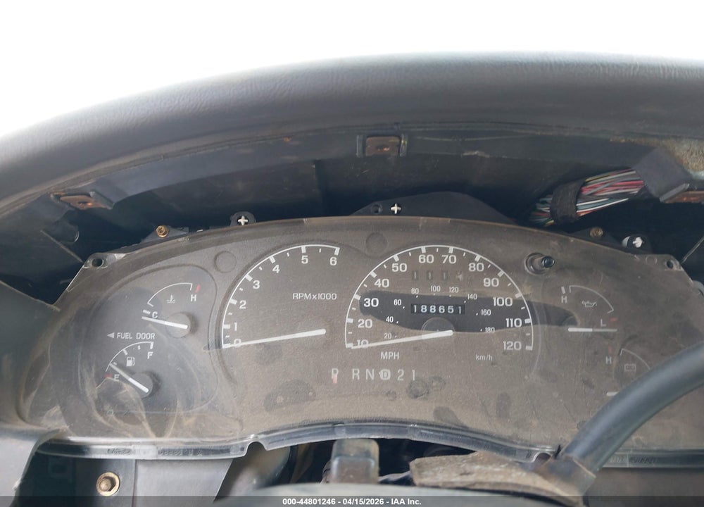 2000 FORD EXPLORER XLT VIN: 1FMDU73E1YZC28923