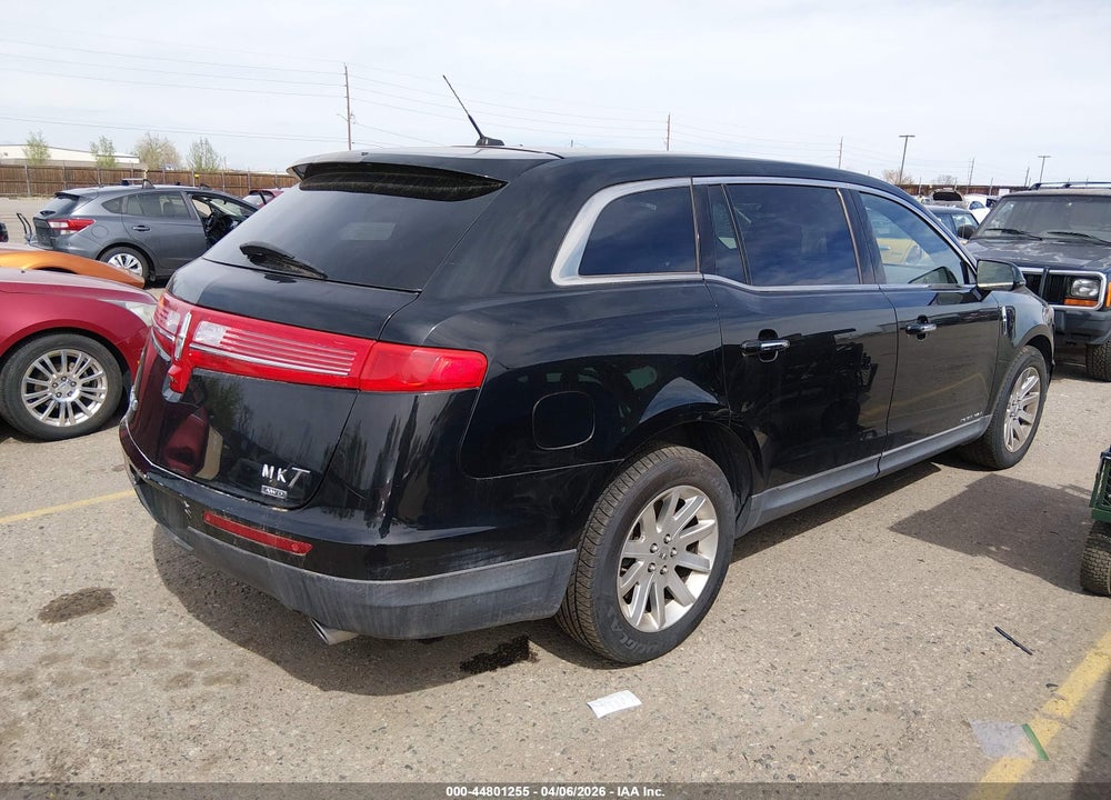 2014 LINCOLN MKT LIVERY VIN: 2LMHJ5NK1EBL57846