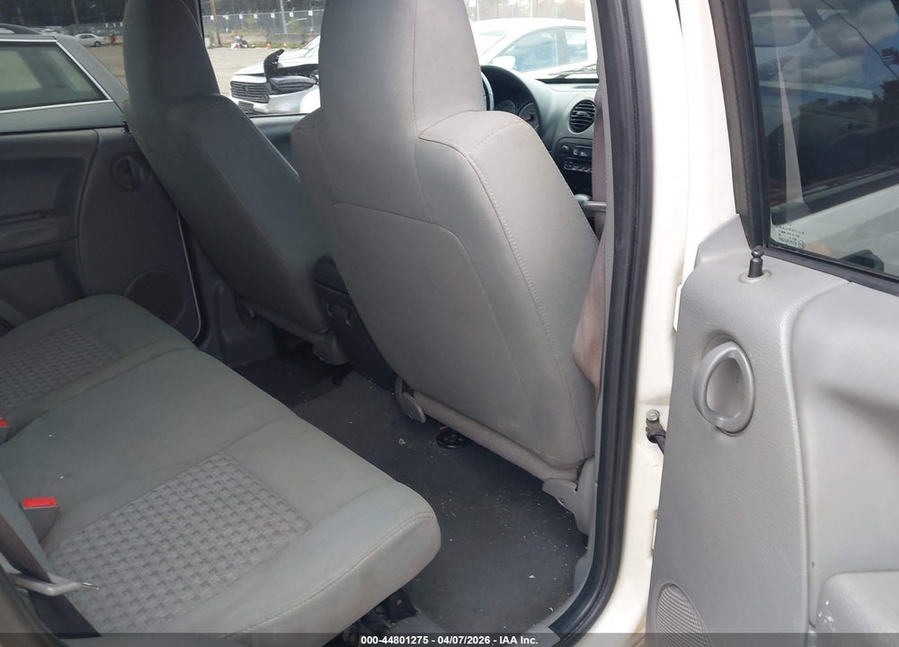 2007 JEEP LIBERTY SPORT VIN: 1J4GL48K17W620828
