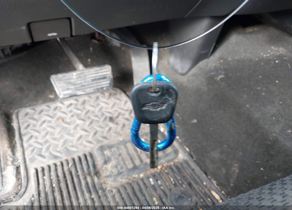 2015 CHEVROLET SILVERADO 1500 1LT VIN: 1GCVKREC2FZ358728
