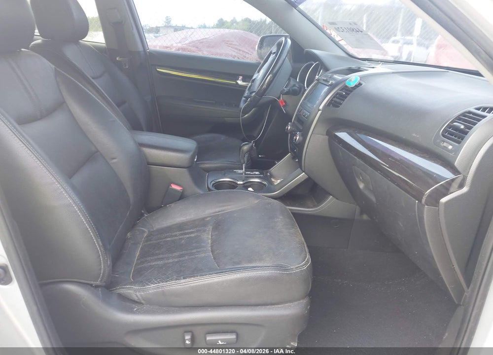 2012 KIA SORENTO SX V6 VIN: 5XYKW4A23CG278677