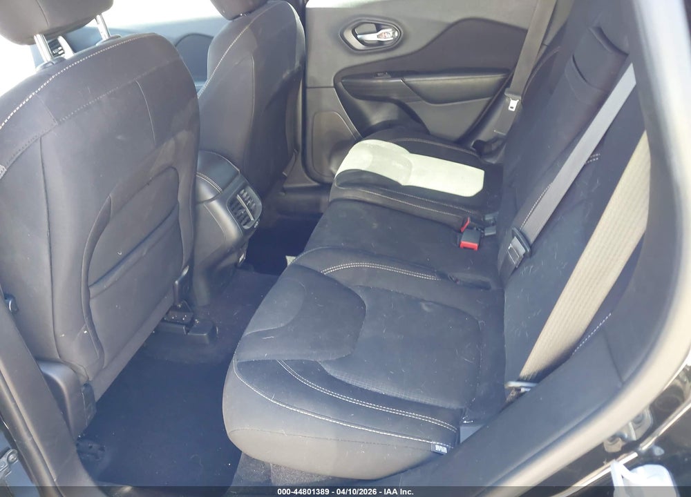2016 JEEP CHEROKEE LATITUDE VIN: 1C4PJLCS4GW208058