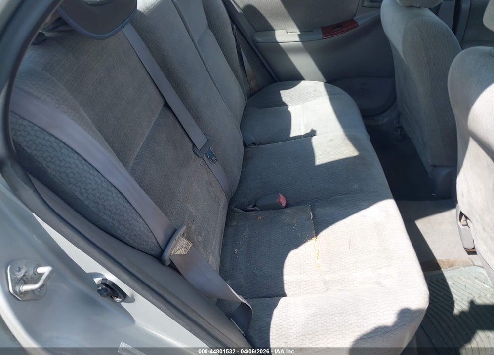 2004 TOYOTA COROLLA LE VIN: 1NXBR32E84Z334683