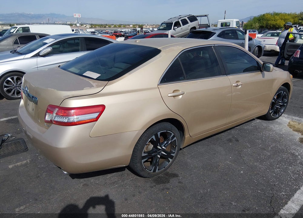 2011 TOYOTA CAMRY XLE VIN: 4T1BF3EK9BU225950
