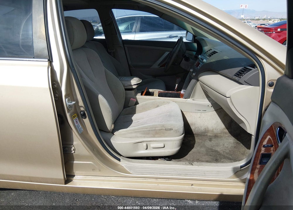 2011 TOYOTA CAMRY XLE VIN: 4T1BF3EK9BU225950