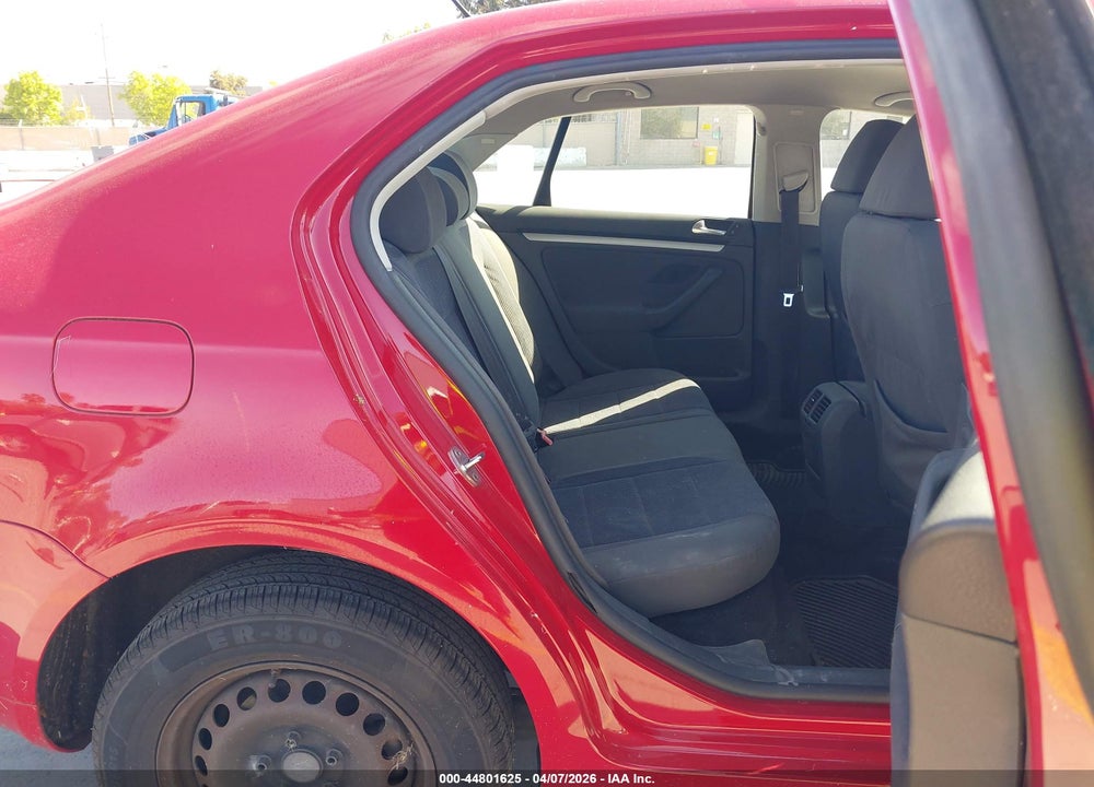 2007 VOLKSWAGEN JETTA VIN: 3VWGG71K47M098439